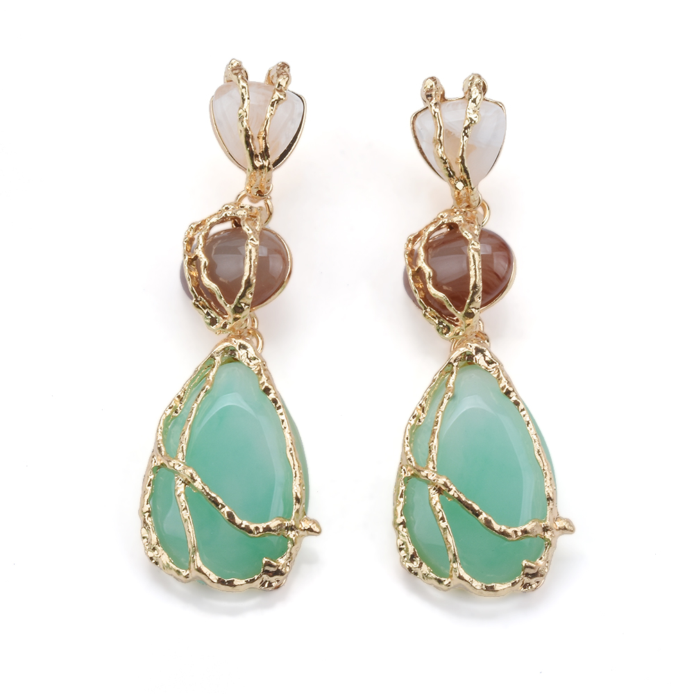 Ethnic Fashion Trends 2026 - Pendientes Largos de Resina Verde Estilo