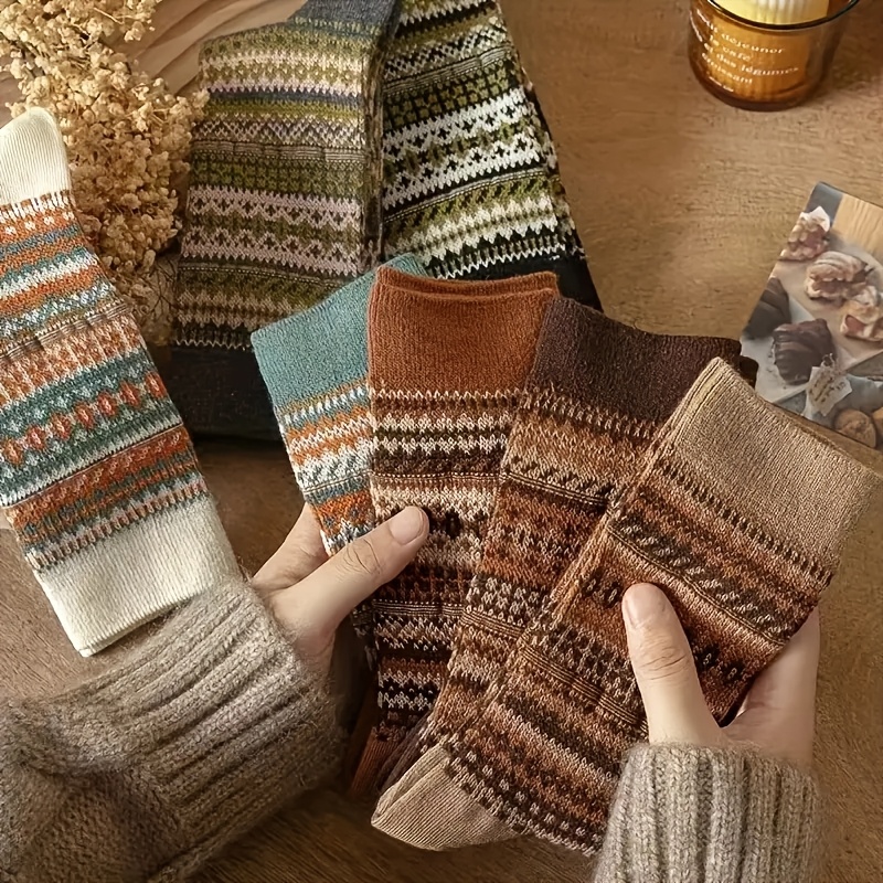 Calcetines retro a media panto - Winter Ethnic Fashion For Women reseña y precio