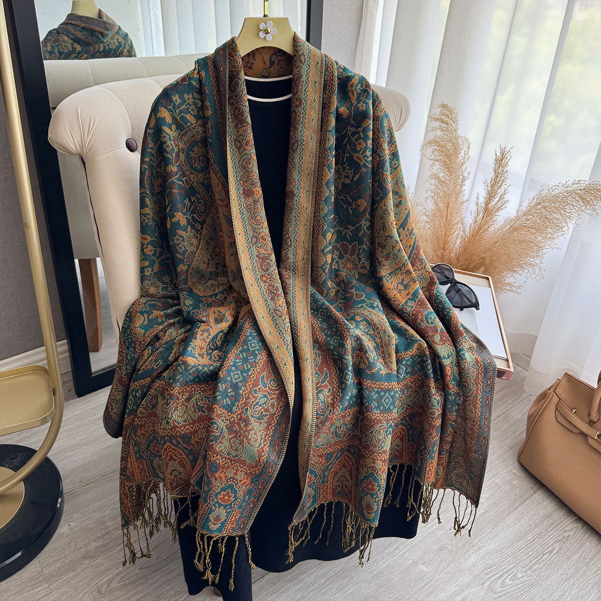 2025 manta con borlas diseño e - Winter Ethnic Fashion For Women reseña y precio