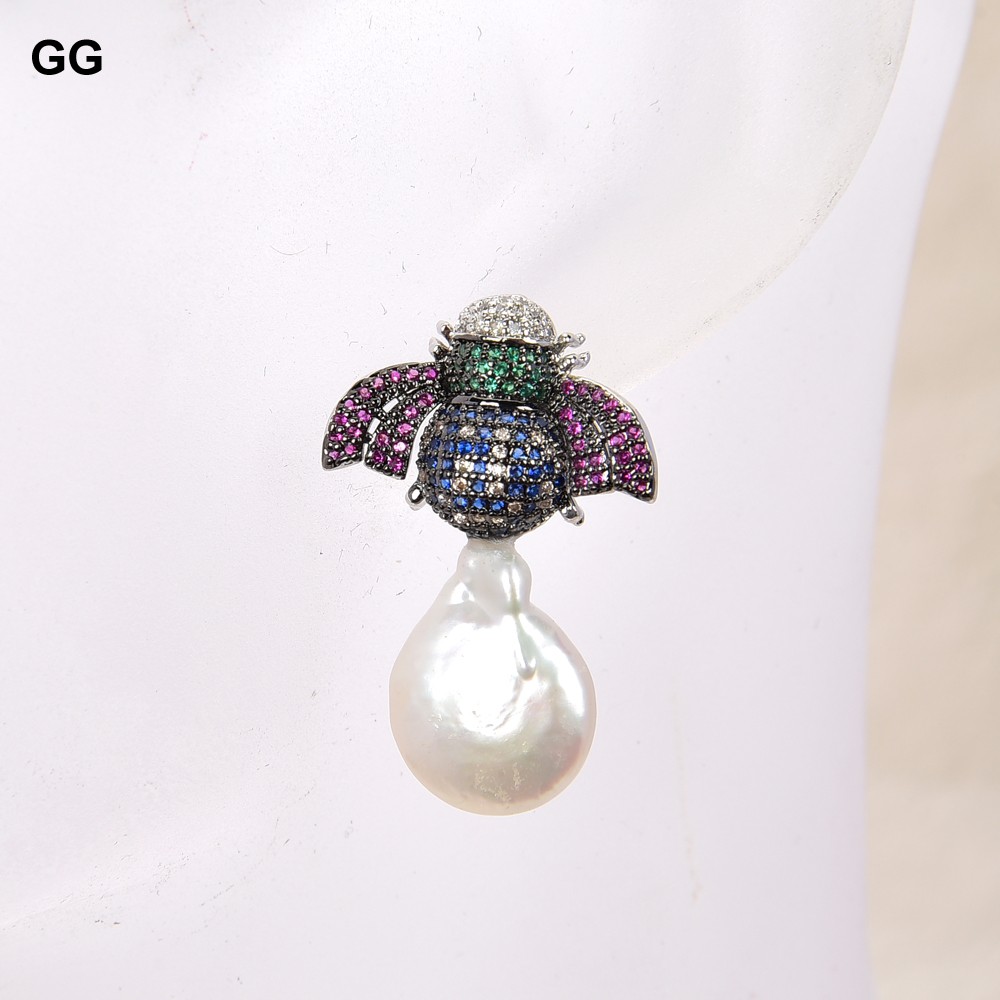 Pendientes de Perlas Blancas d - Ethnic Fashion Co In reseña y precio